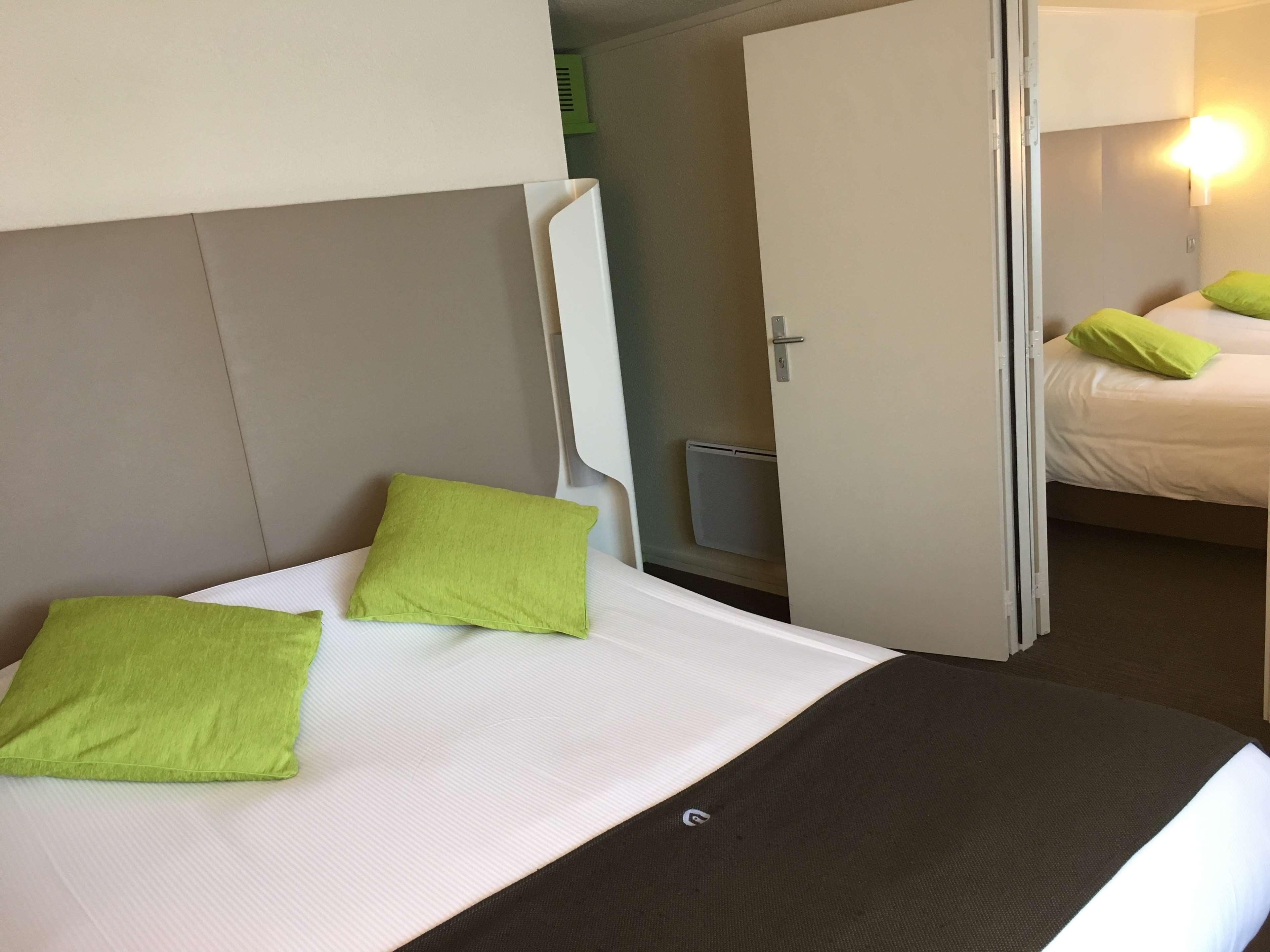 Campanile Amiens - Glisy Hotel Екстериор снимка