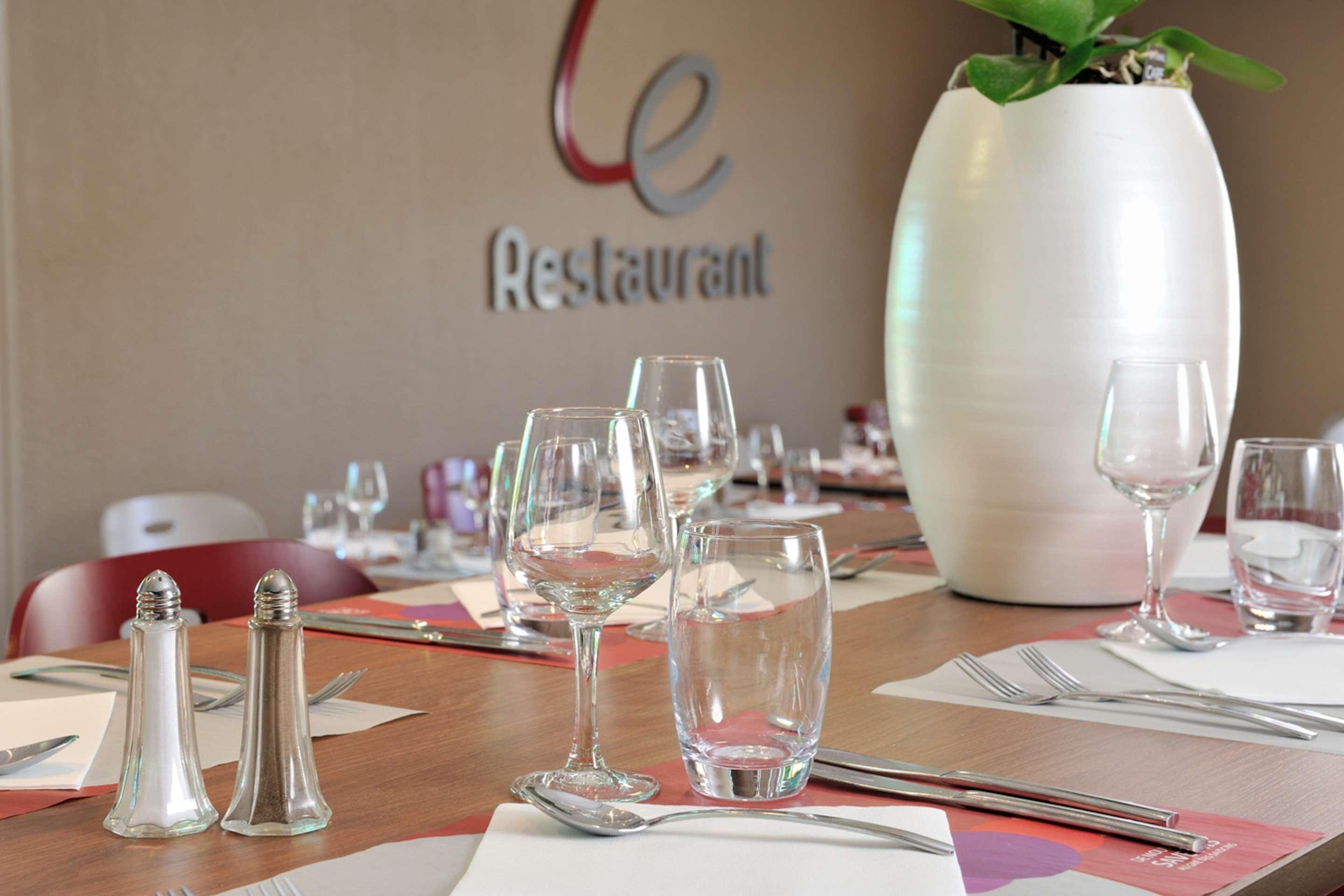 Campanile Amiens - Glisy Hotel Екстериор снимка