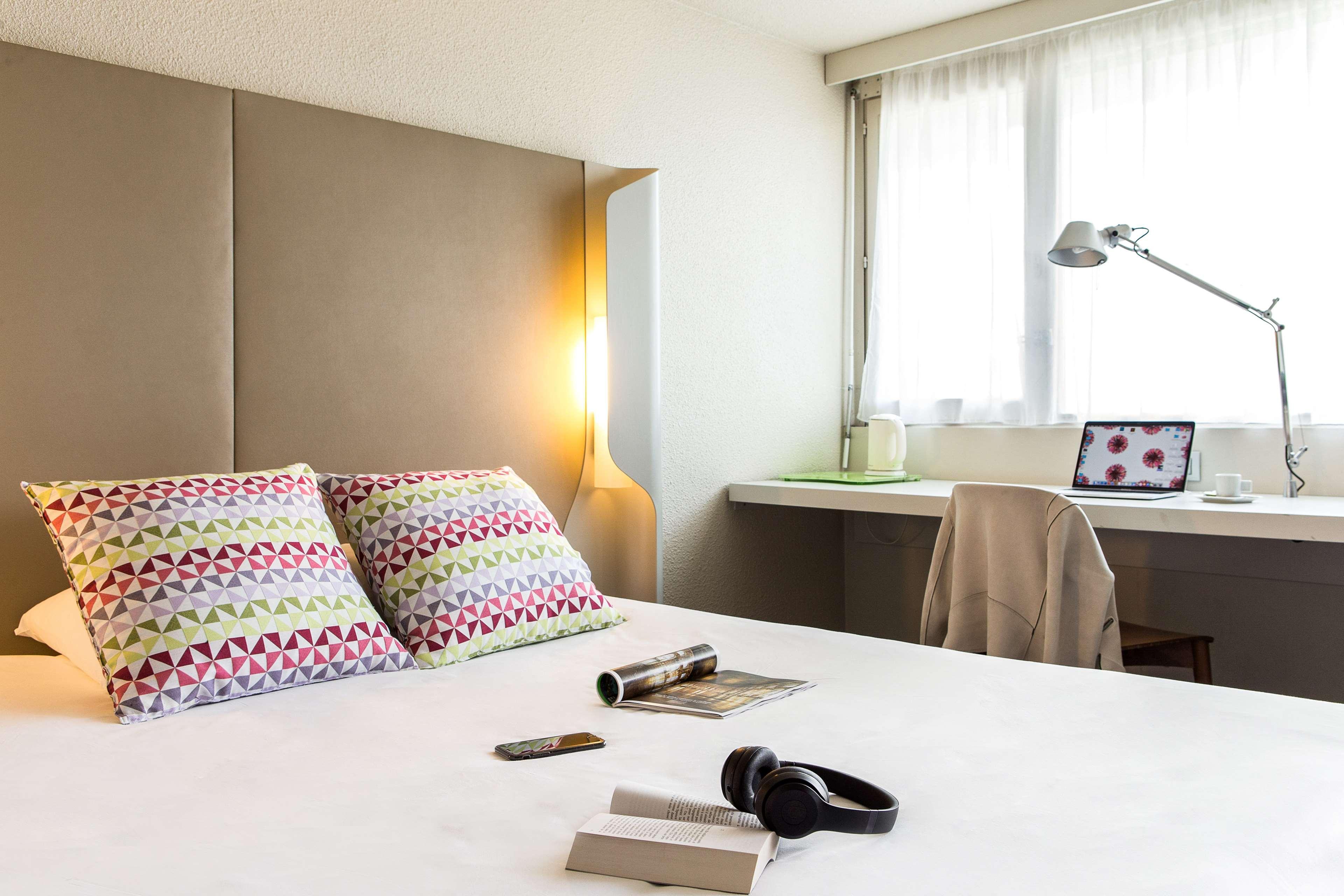 Campanile Amiens - Glisy Hotel Екстериор снимка